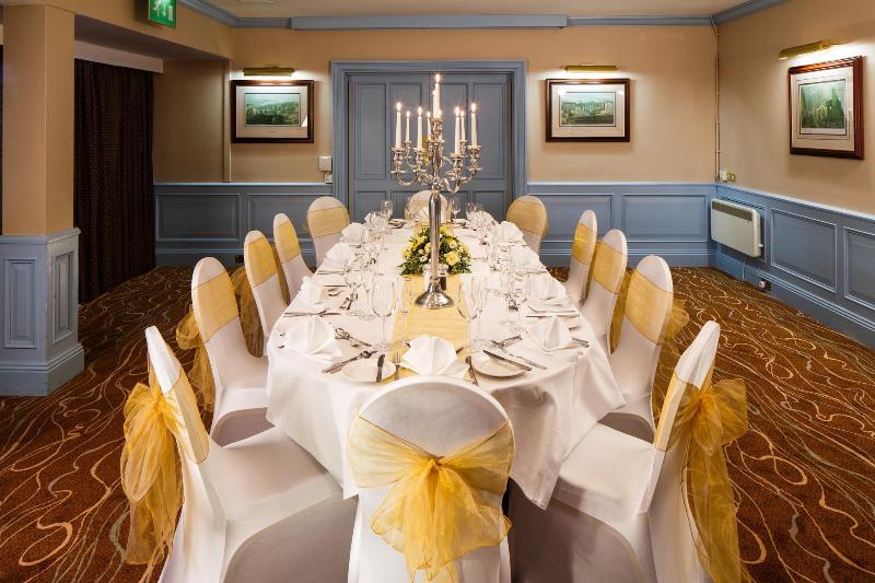 Mercure Livingston