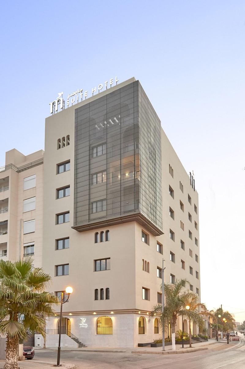 M Suite Hotel