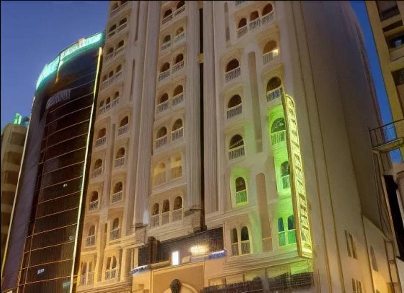 Landmark Plaza Hotel