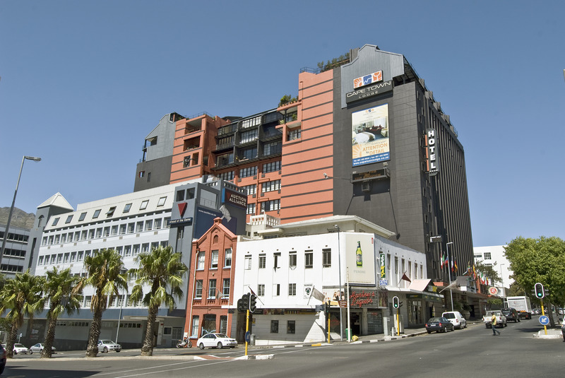 Table Bay Hotel