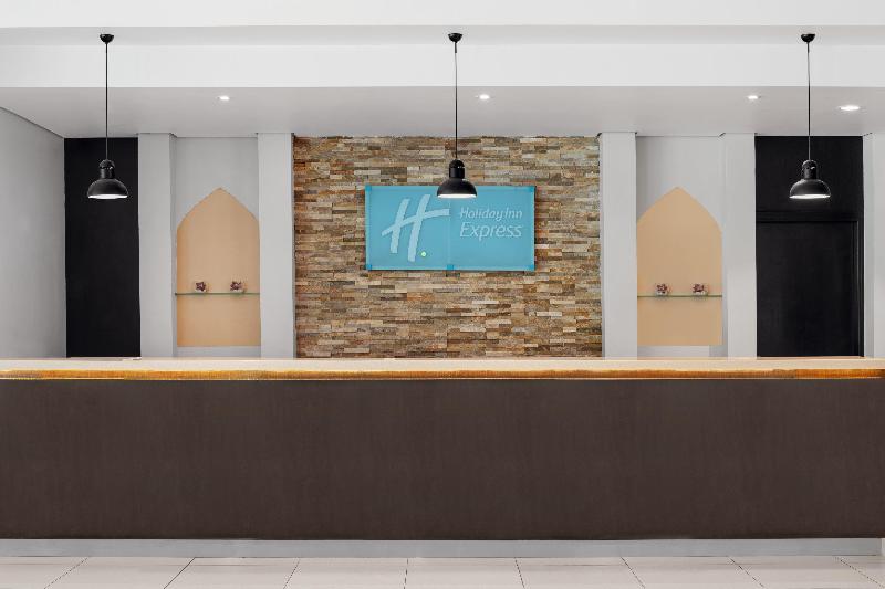 Holiday Inn Express Dubai, Internet City