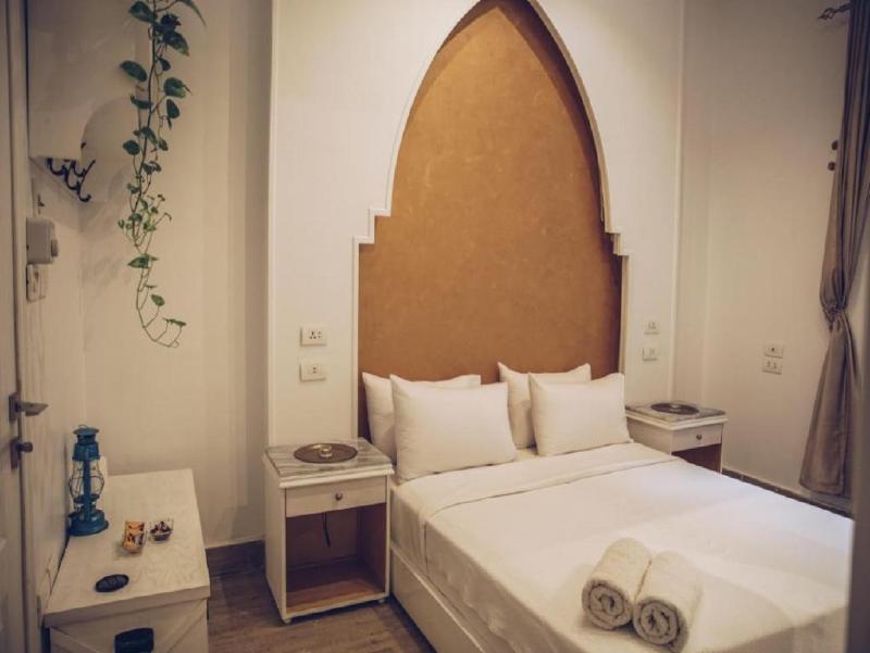 Paris Hotel