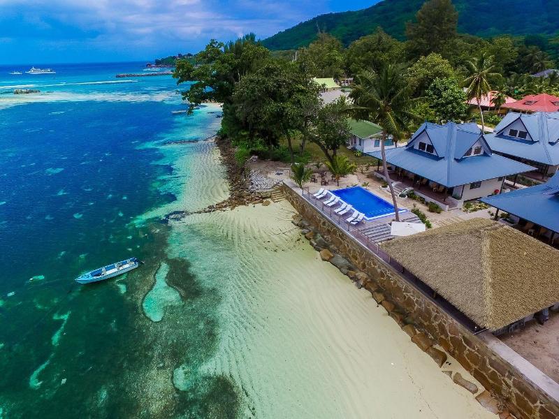 Le Nautique - Luxury Waterfront Hotel