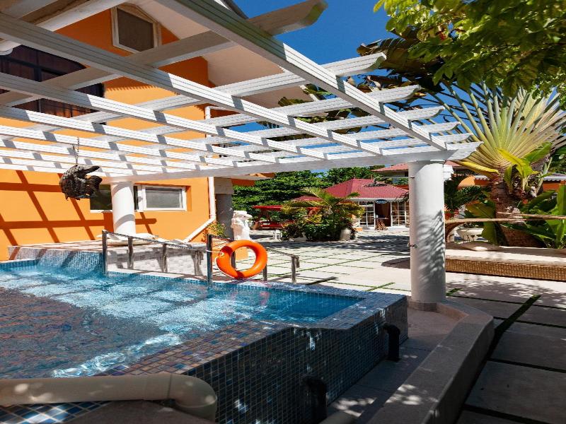 Oceane Self Catering