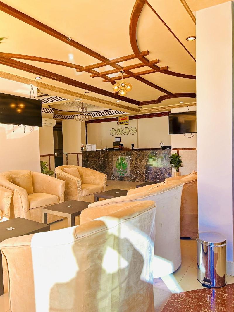 Arabian Palm Hotel