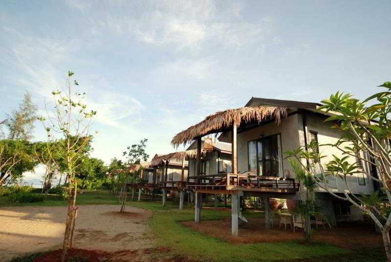 Islanda Hideaway Resort