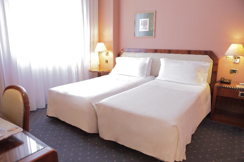 Bristol Hotel