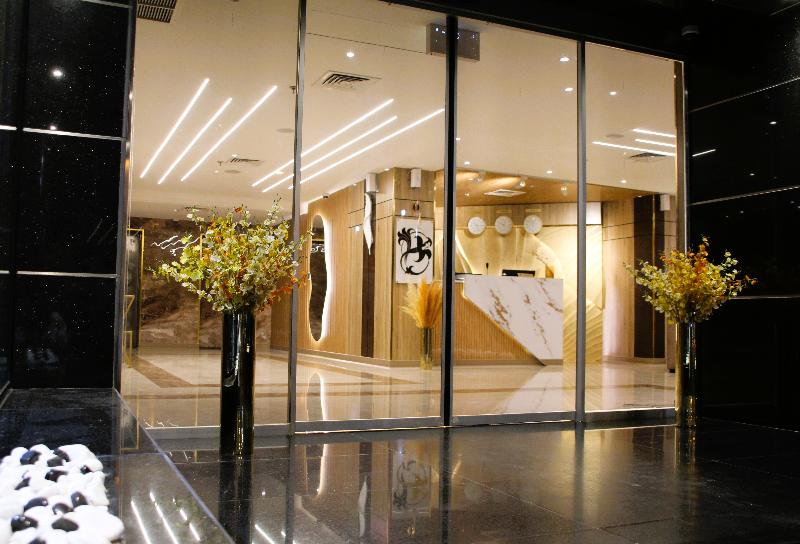 Plaza Athenee Hotel Kuwait
