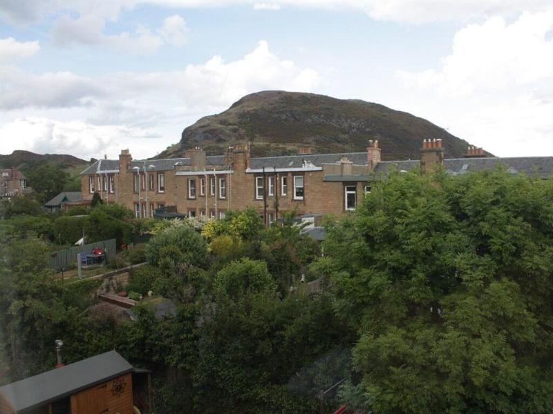 Kilmaurs Guest House