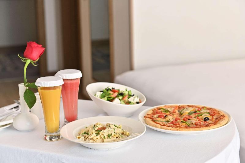 Clarion Hotel Jeddah Airport