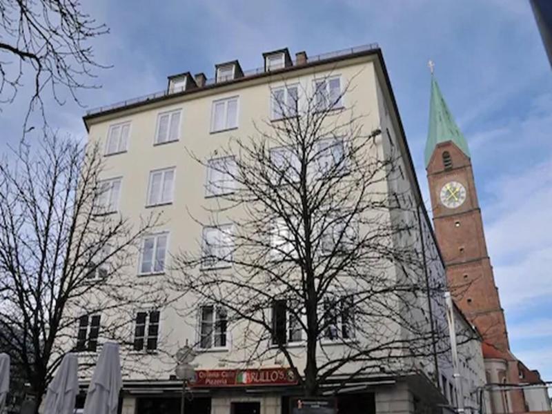 Der Tannenbaum City/Downtown