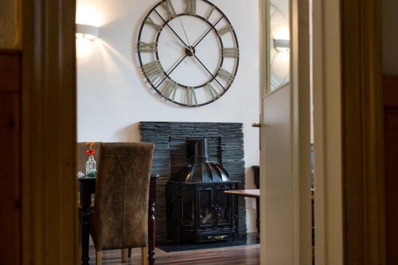 No 32 Hotel