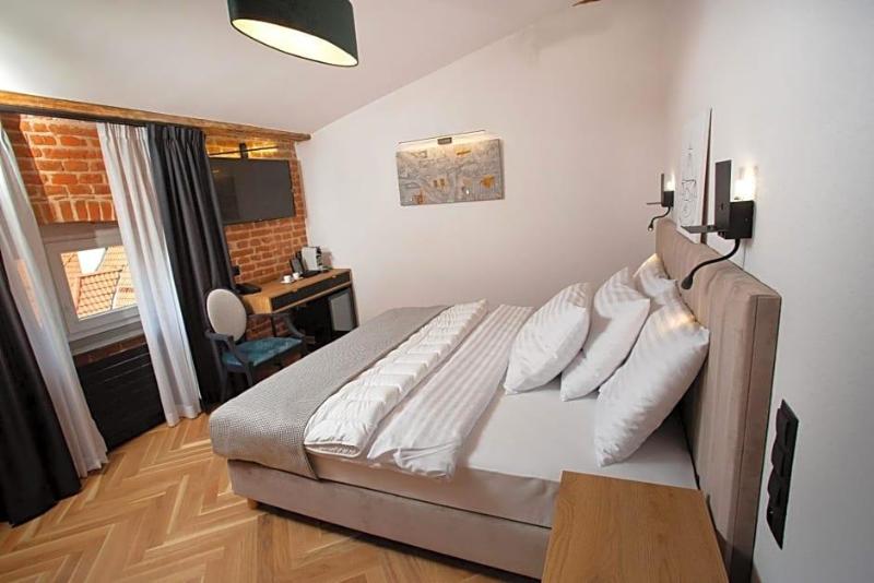 Hotel Teatr