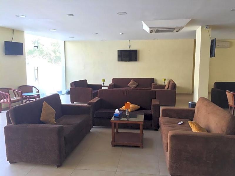 Zaina Plaza Hotel