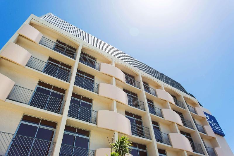 Garden Court Nelson Mandela Boulevard