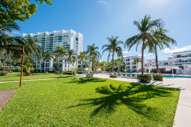 Beachscape Kin Ha Villas and Suites